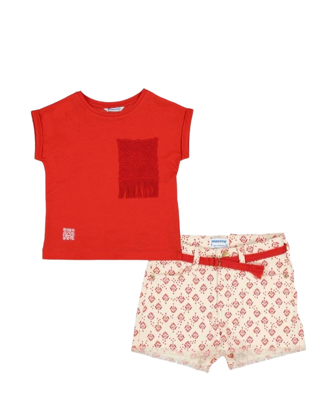 Conjunto short estampado, blusa crochet