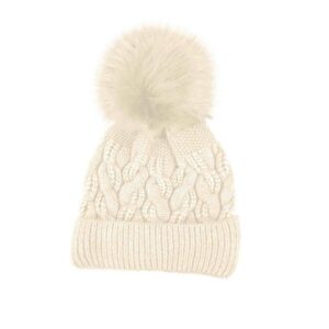 Gorro con mota