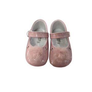Zapato charol con pompón