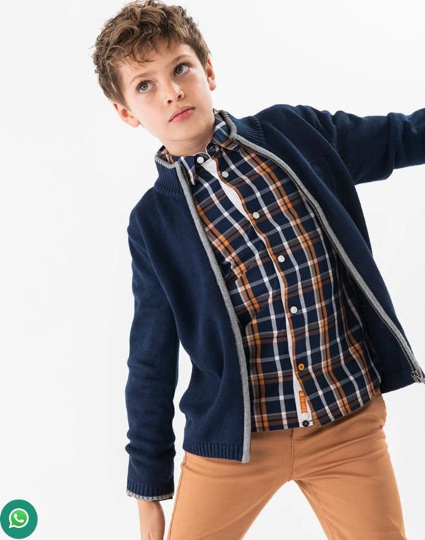 Conjunto 3 pzas pantalón ,camisa y suéter mno cierre